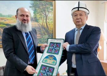 Jam Kamal meets Kyrgyz Envoy