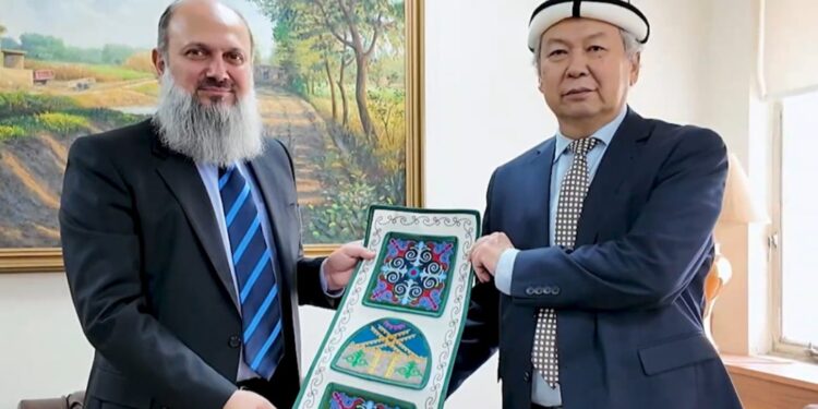 Jam Kamal meets Kyrgyz Envoy