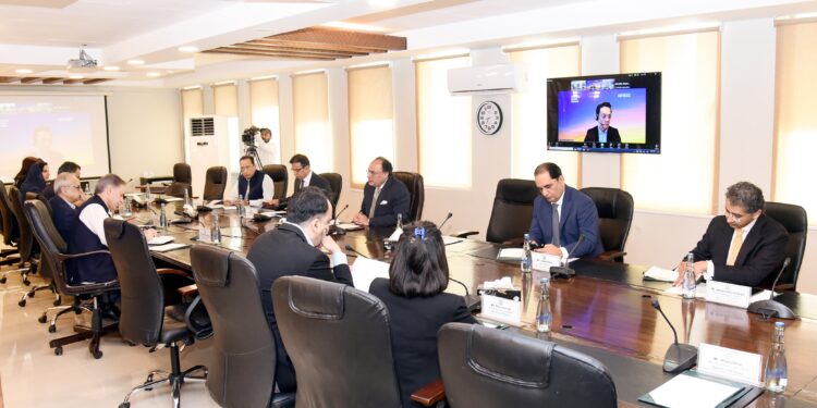 FM briefs S&P on reform progress and economic stability outlook