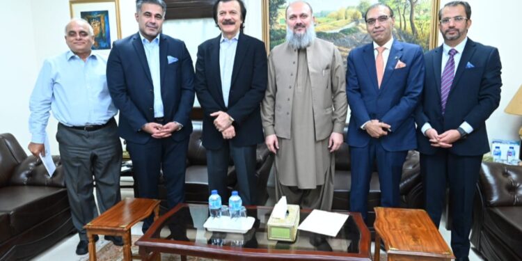 Jam, Haroon hear textile sector woes