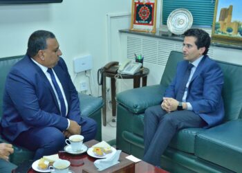 Islamabad, Dhaka explore enhanced cooperation in energy and mineral sectors