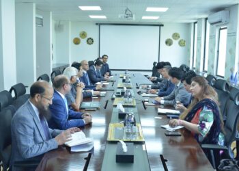 JBIC team meets Petroleum Minister