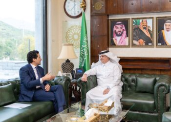 Islamabad requests Saudi Arabia to supply oil  via Yanbu