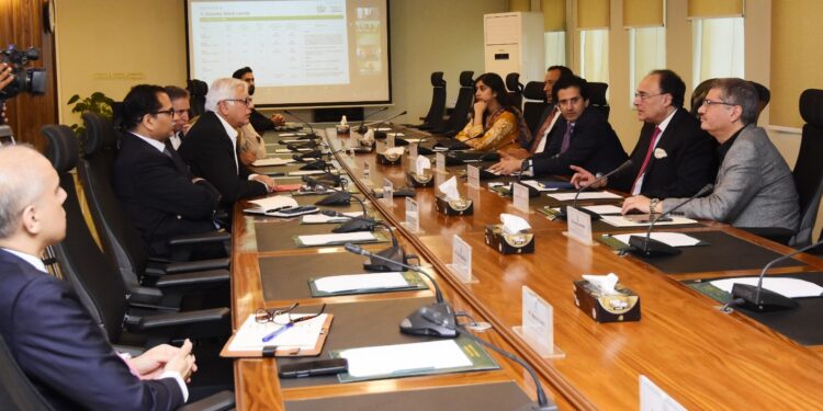 OMCs will maintain operational readiness to meet POL demand during Eid holidays: Cabinet Committee