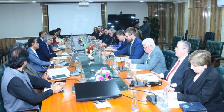 EU, Canadian diplomats meet Law Minister, discuss human rights