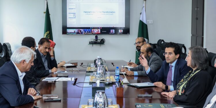 PD, prepares gas sector deregulation roadmap with WB support